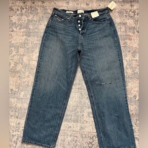 Universal Thread Women's Dark Blue Straight Jeans